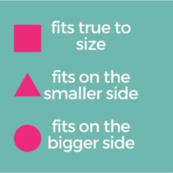 Floral Off-Shoulder Ruffle Top - Picture 12 of 13